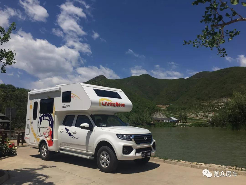 房車(chē)還就要選汽油、四驅(qū)、兩米大床