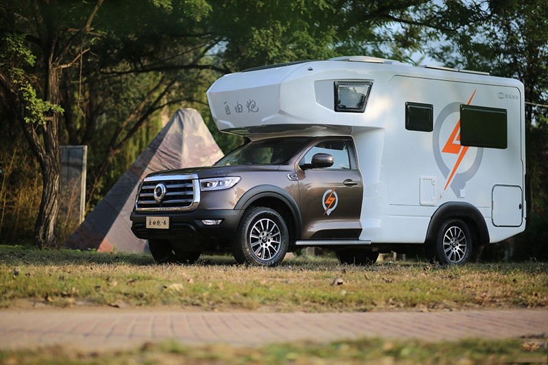 開(kāi)有顏有料的房車(chē)什么感覺(jué)？
